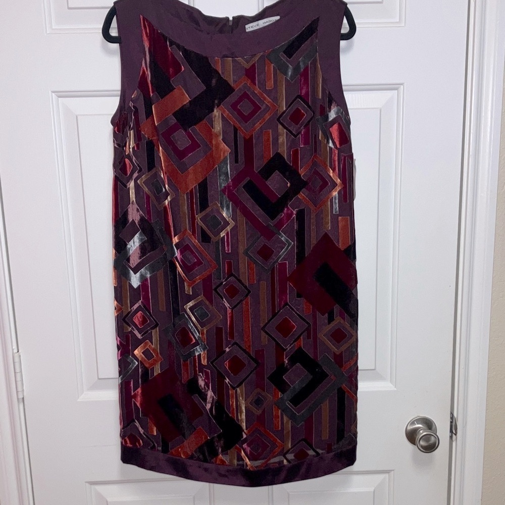 NWT Steve Madden Multi-colored Geometric Sleeveless Velvet Shift Dress Size 8